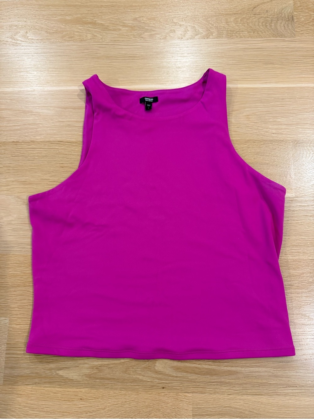 Express body sculpt Sleeveless Tank Top in Bright Fuchsia